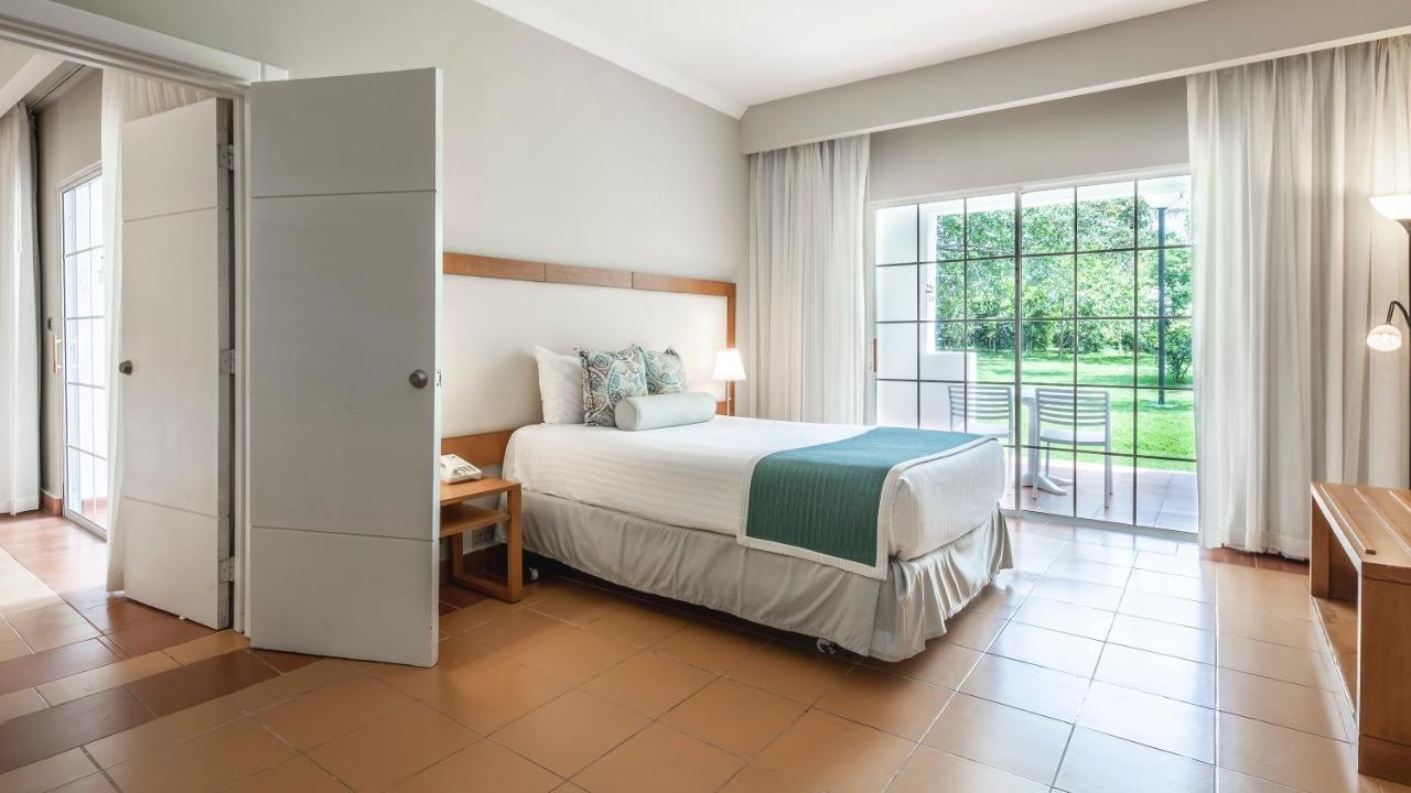 Be Live Collection Canoa Байяибе Экстерьер фото A bedroom at the hotel