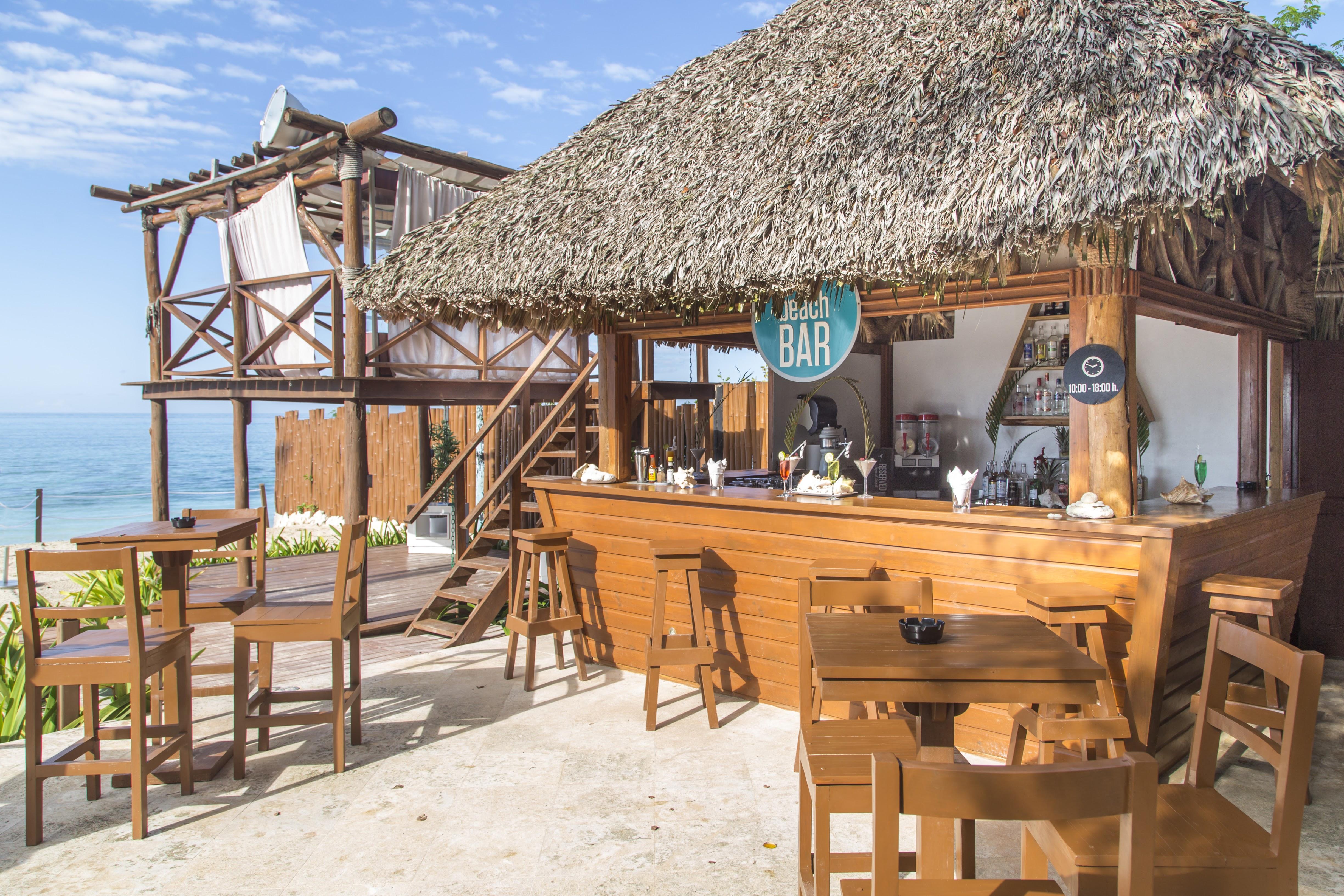 Be Live Collection Canoa Байяибе Экстерьер фото Beach bar in Cancun, Mexico