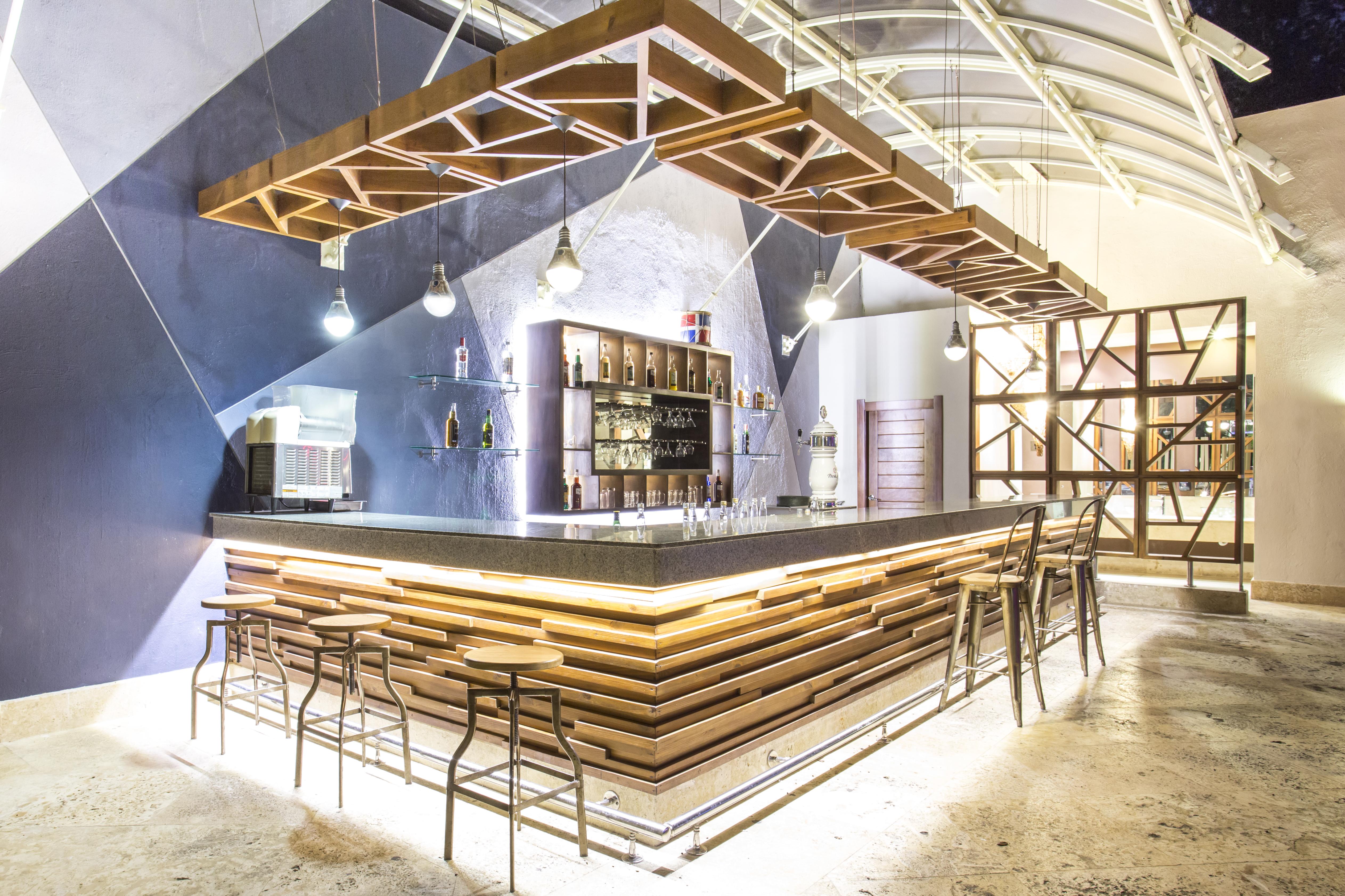 Be Live Collection Canoa Байяибе Экстерьер фото The bar at the 2014 edition of the World of Coffee